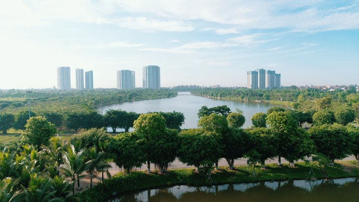 Ecopark được mệnh danh là lá phổi xanh của thành phố.